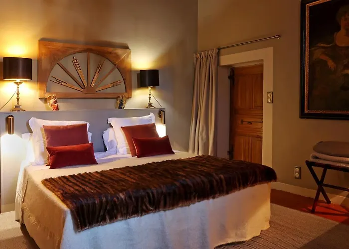 D'hôtes La Tour Sainte-cécile 3*